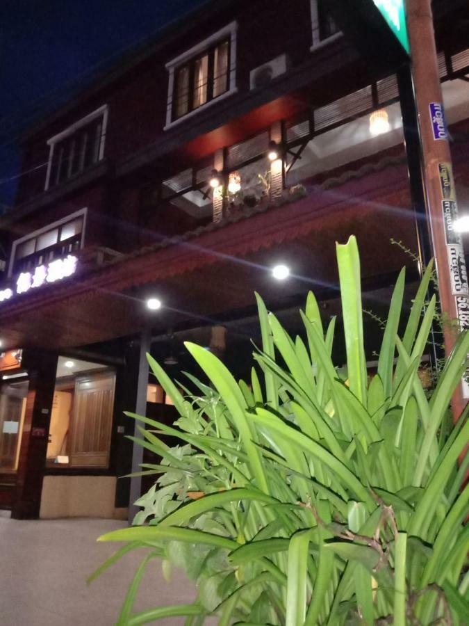 Green Land Hotel Ban Nongdouang Exterior foto